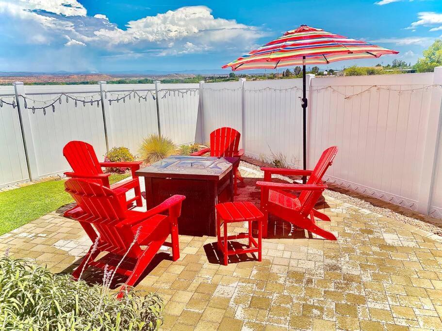 Modern 3 Bedroom Home كوتنوود المظهر الخارجي الصورة